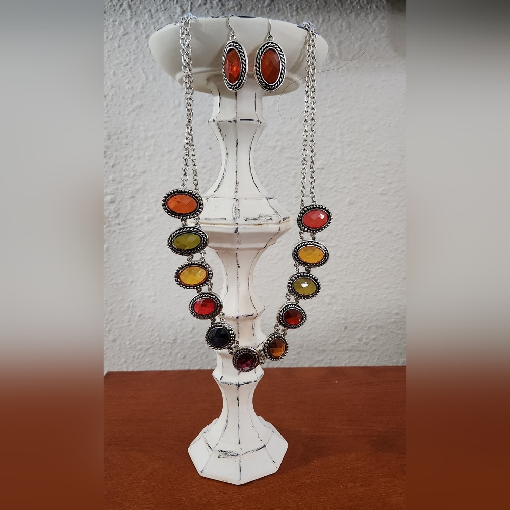 Multicolor Silver Necklace Set